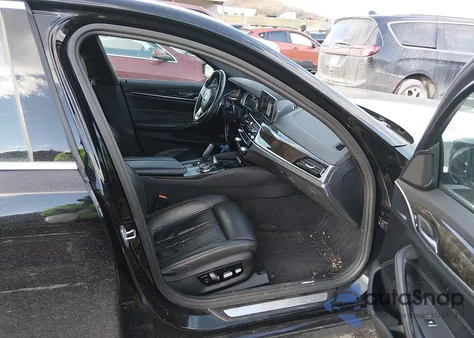 2017 BMW 530I xDrive z USA, uszkodzony, nr VIN WBAJA7C3XHG906396